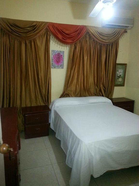 Hotel La Residencia Santo Domingo Esterno foto